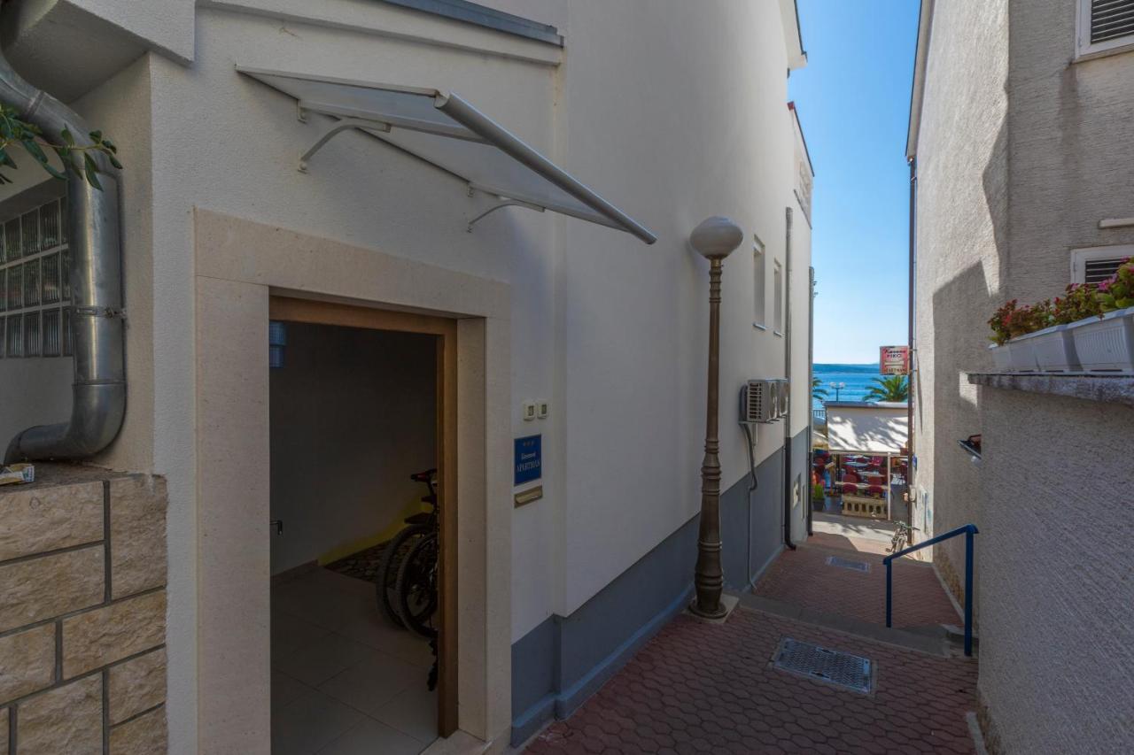 Apartment Katnic 1-2-3 Crikvenica Extérieur photo