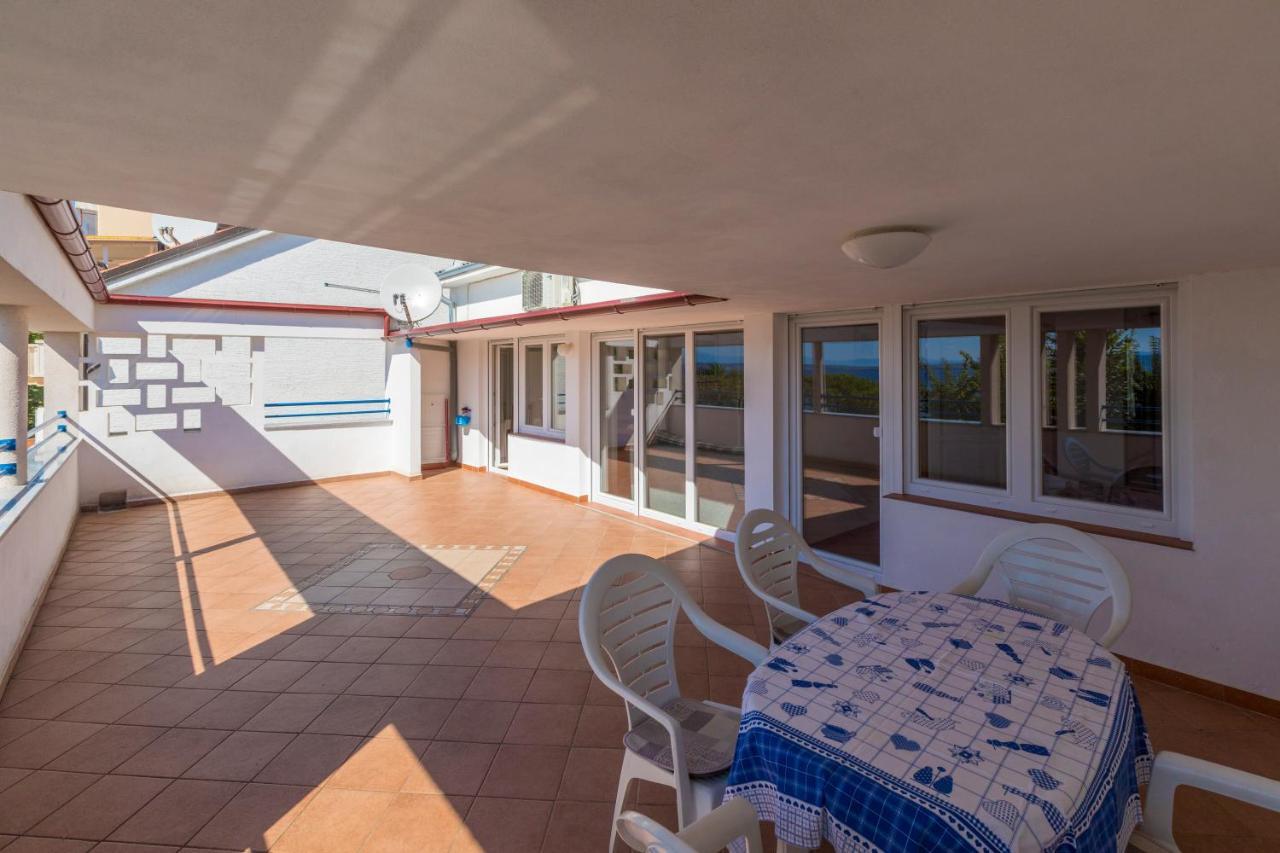 Apartment Katnic 1-2-3 Crikvenica Extérieur photo